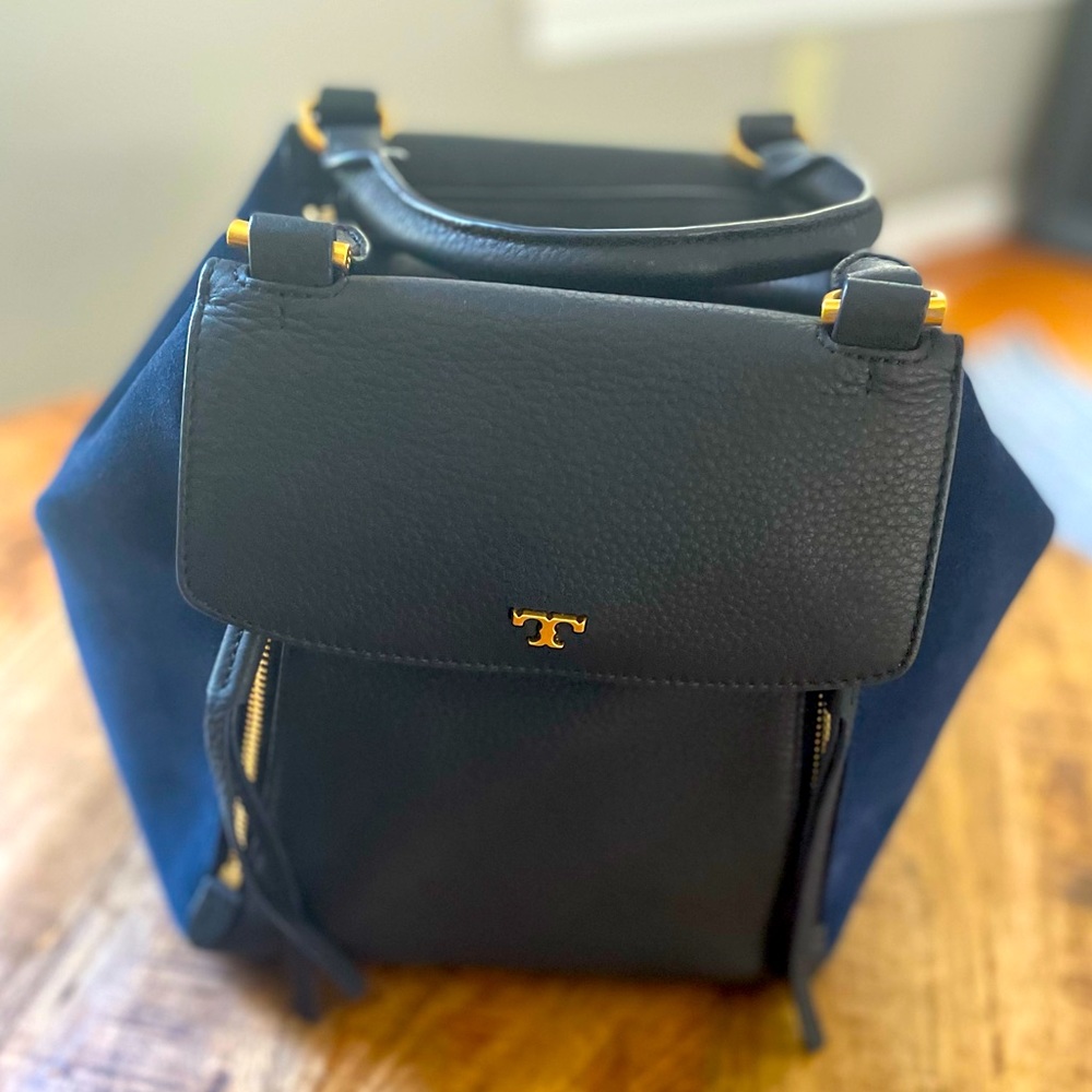 Tory Burch Half Moon Bag (AUTHENTIC)